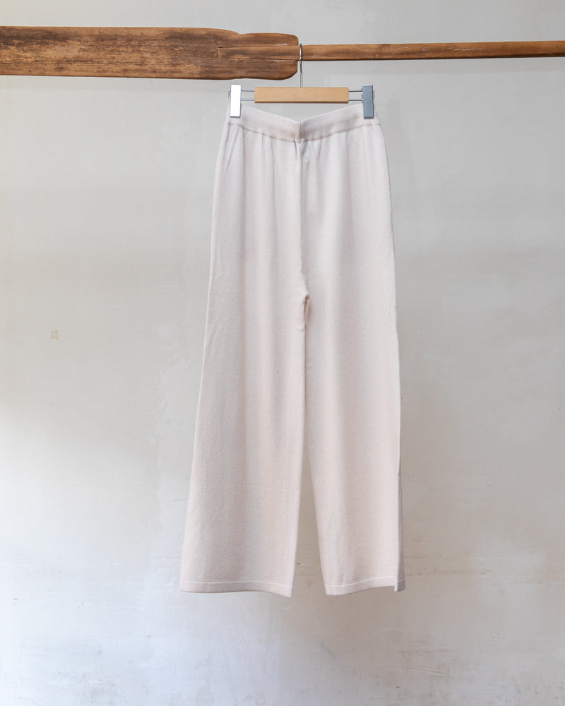 ストレートニットパンツ| ウールカシミア